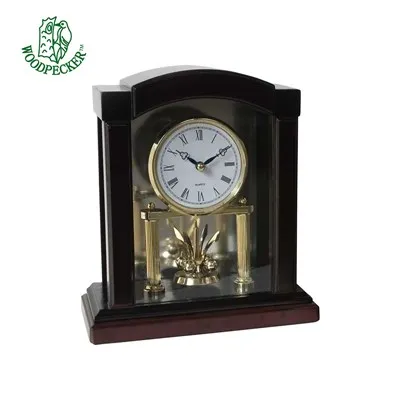 Настольные часы из темного ореха